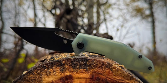 Knives and the Outdoors